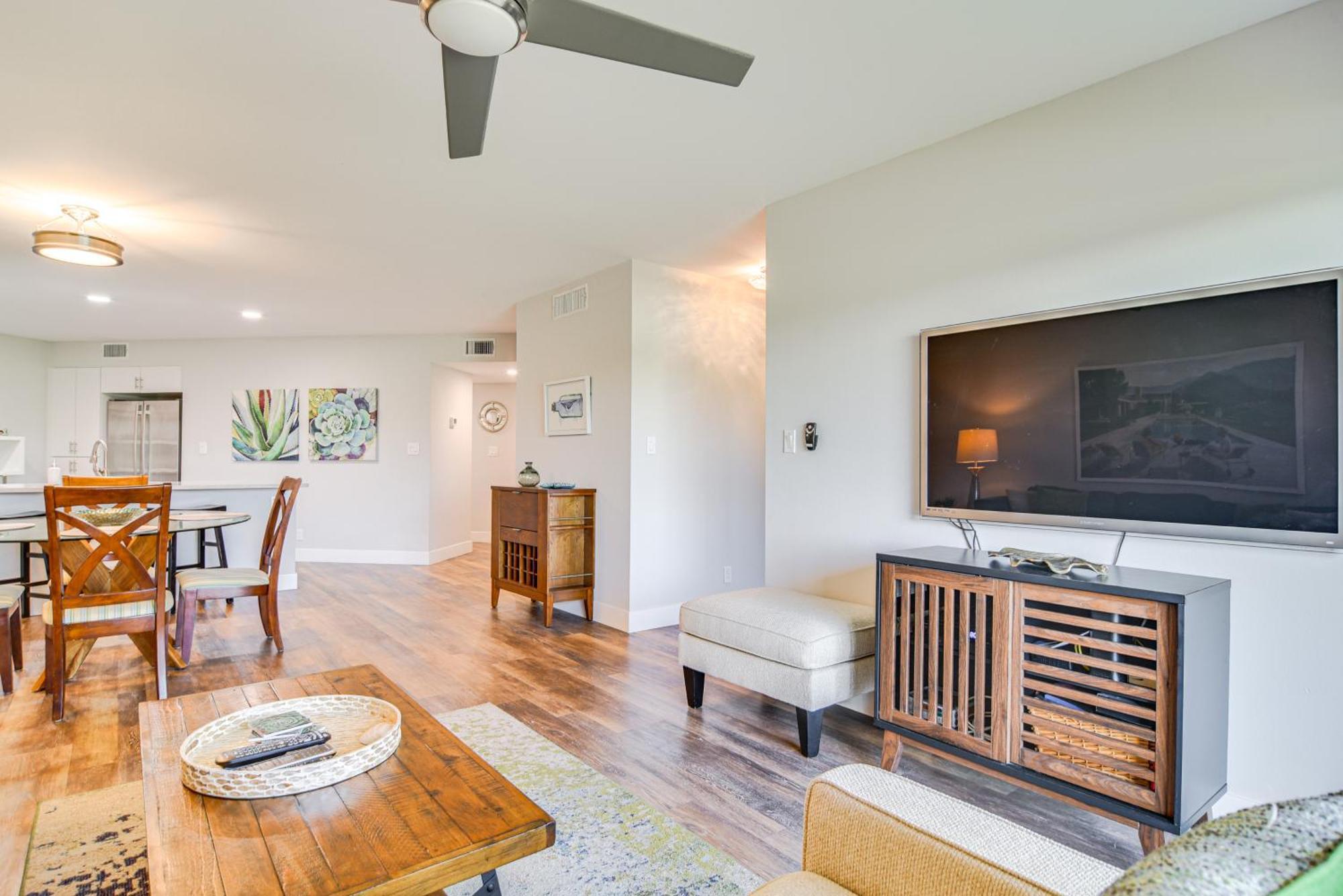 Modern Isla Del Sol Condo Walk To St Pete Beach! Сент-Питерсберг Экстерьер фото
